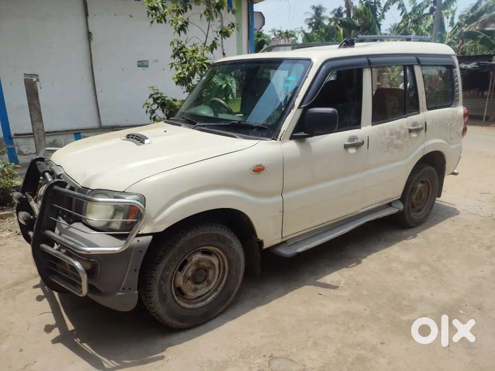Mahindra Scorpio 2013