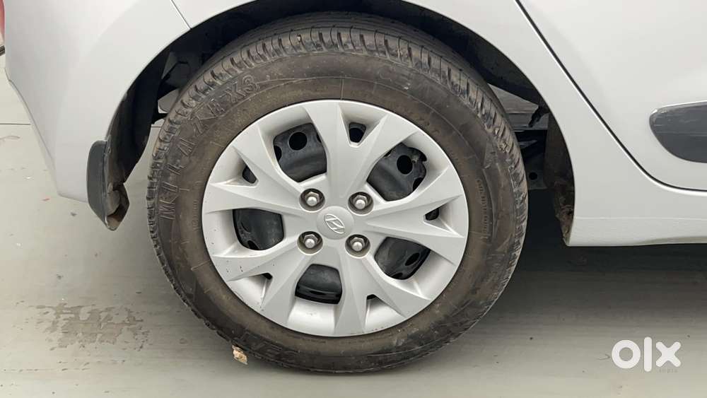 Hyundai Grand I10 1.2 Kappa Sportz, 2016, Petrol