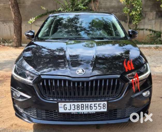 Skoda Slavia Sportline 1.0l Tsi Mt, 2025, Petrol