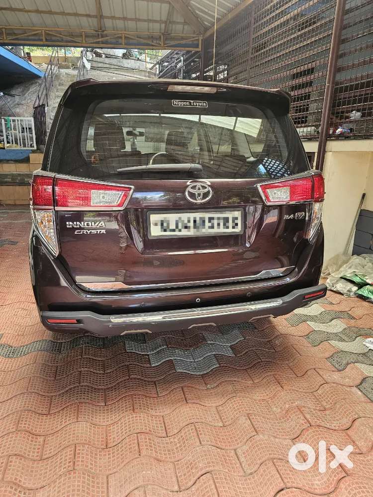 Toyota Innova Crysta 2017 Diesel 81000 Km Driven