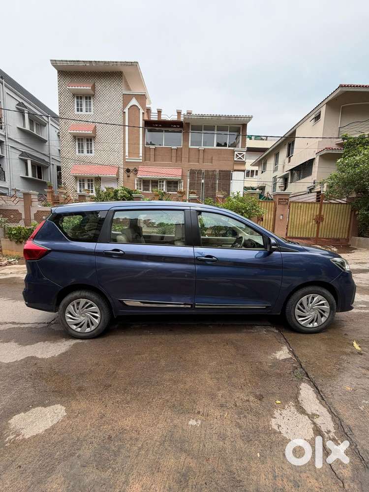 Maruti Suzuki Ertiga Vxi Petrol, 2022, Petrol
