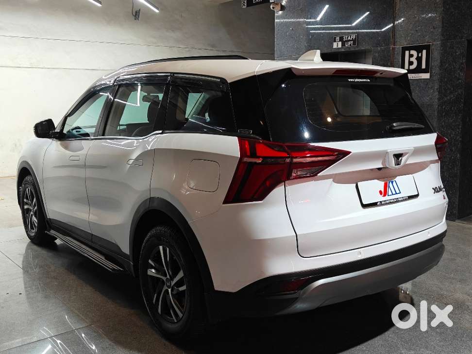 Mahindra Xuv700 2.2 Ax 5 Diesel At Str, 2022, Diesel