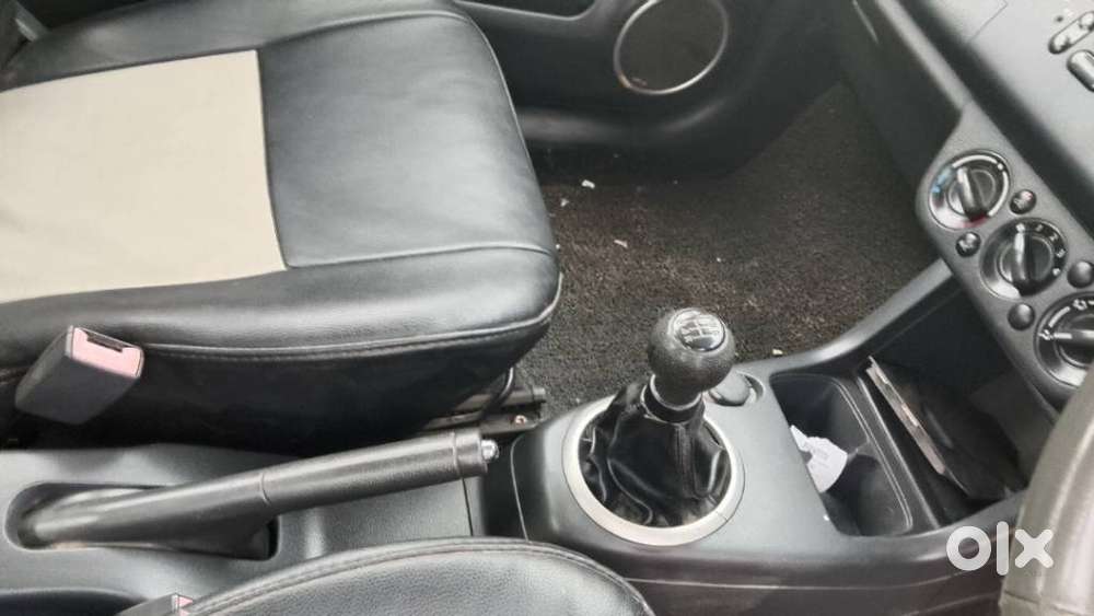 Maruti Suzuki Swift Dzire 1.2 Vxi Bsiv, 2011, Petrol