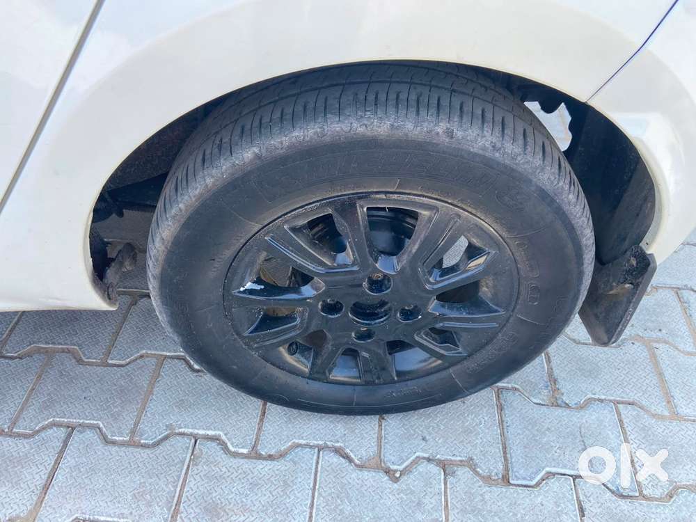 2024 Tata Tiago Petrol Manual Drive