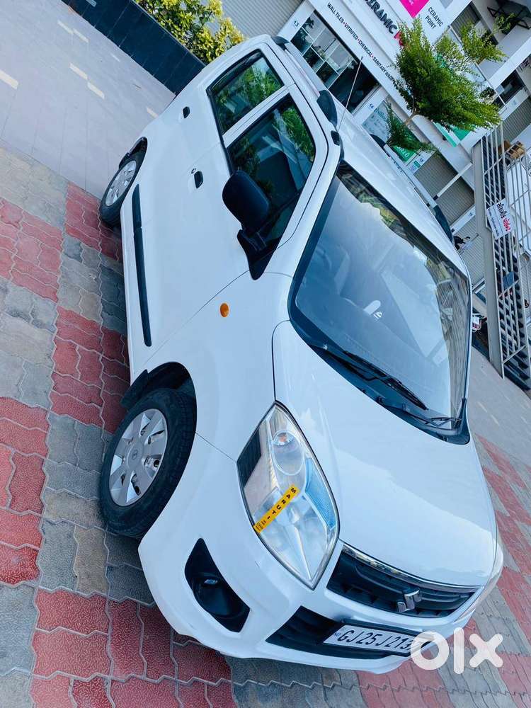 *wagon R Lxi ગાડી વેચવાની છે*