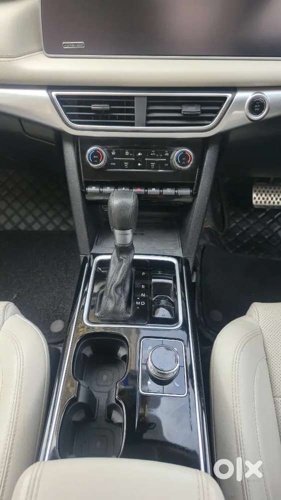 Mahindra Xuv700 Ax7l Auto 2.0 Petrol 2022