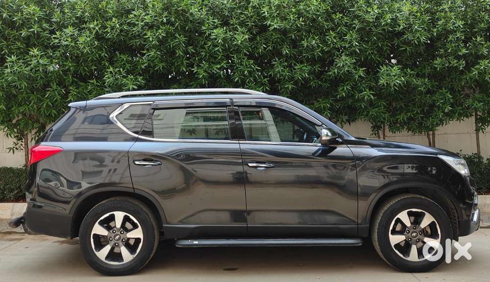Mahindra Alturas G4 4wd At, 2019, Diesel