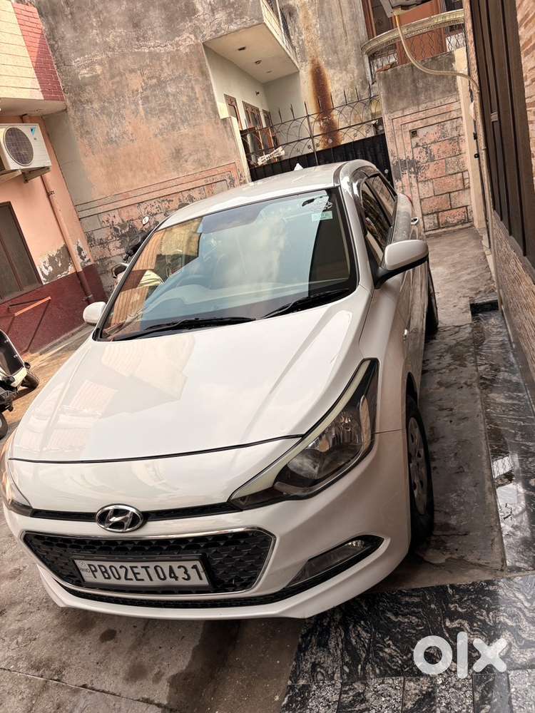 Hyundai I20 Magna 2015