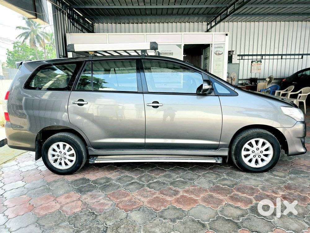 Toyota Innova 2.5 Vx 8 Str, 2012, Diesel