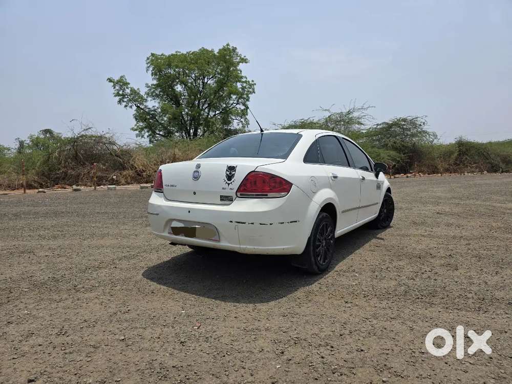 Fiat Linea Emotion 2011 Diesel Manual