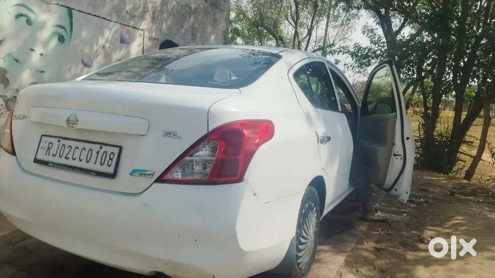 Nissan Sunny 2013 Diesel 117000 Km Driven
