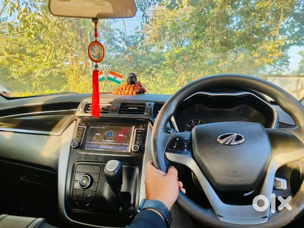 Mahindra Kuv 100 2019