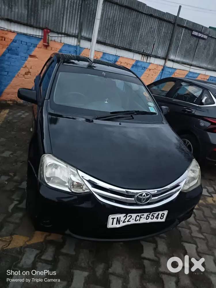 Toyota Etios Liva 2012