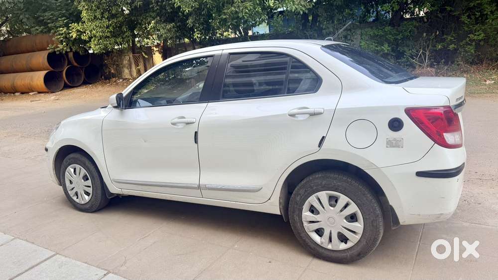 Maruti Suzuki Swift Dzire Vxi(o) Mt, 2022, Cng & Hybrids