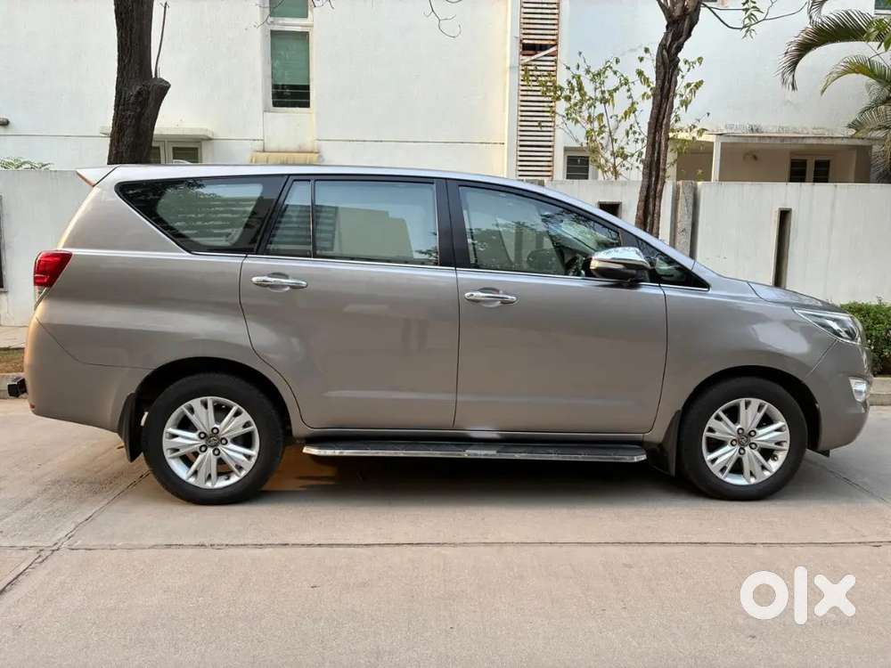 Innova Crysta 2.8 Z Desiel Automatic Complete