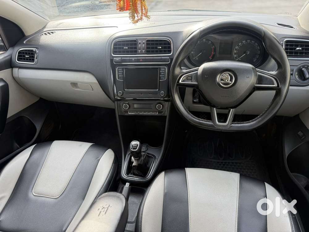Skoda Rapid 1.0 Tsi Ambition, 2020, Petrol