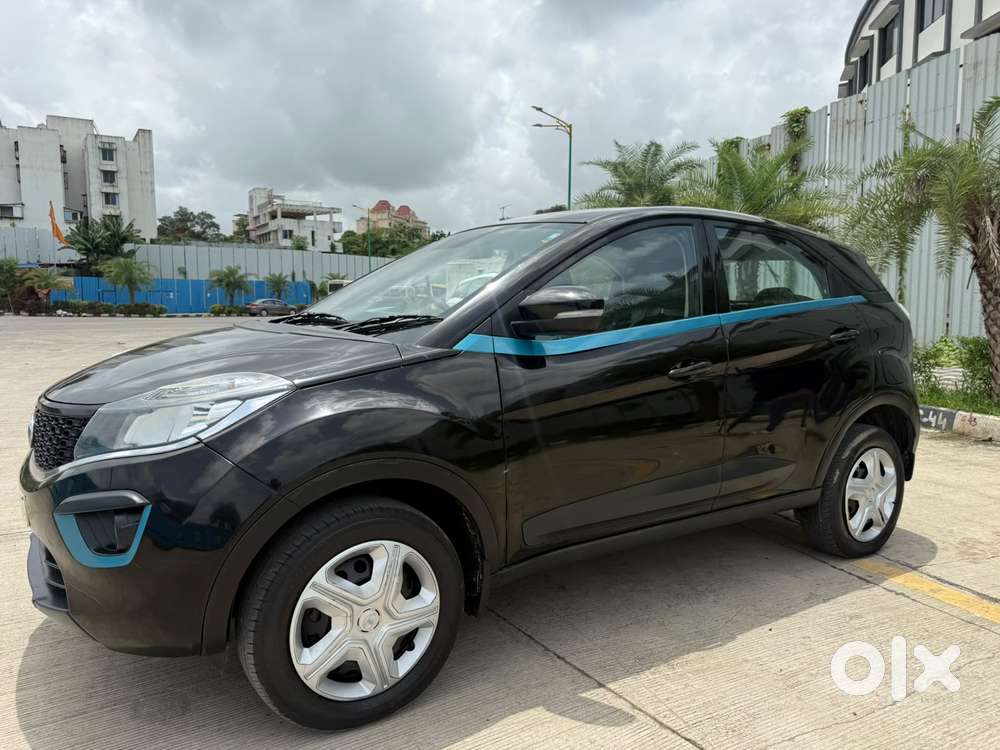 Tata Nexon 1.5 Revotorq Xm (s), 2018, Petrol