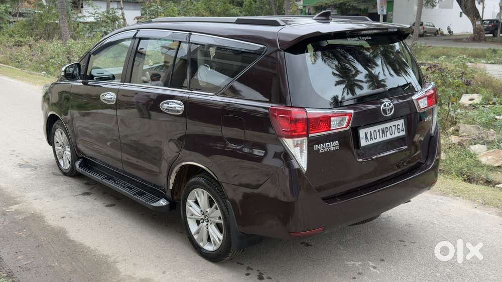Toyota Innova Crysta 2.8z Automatic, 2016, Diesel