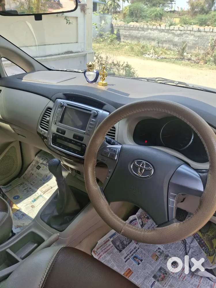 Toyota Innova Diesel 2014