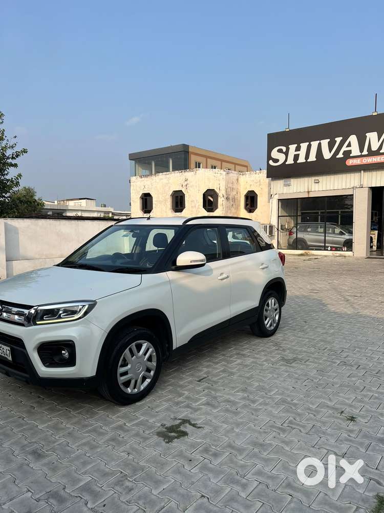 Maruti Suzuki Brezza 1.5 Vxi Smart Hybrid, 2022, Petrol