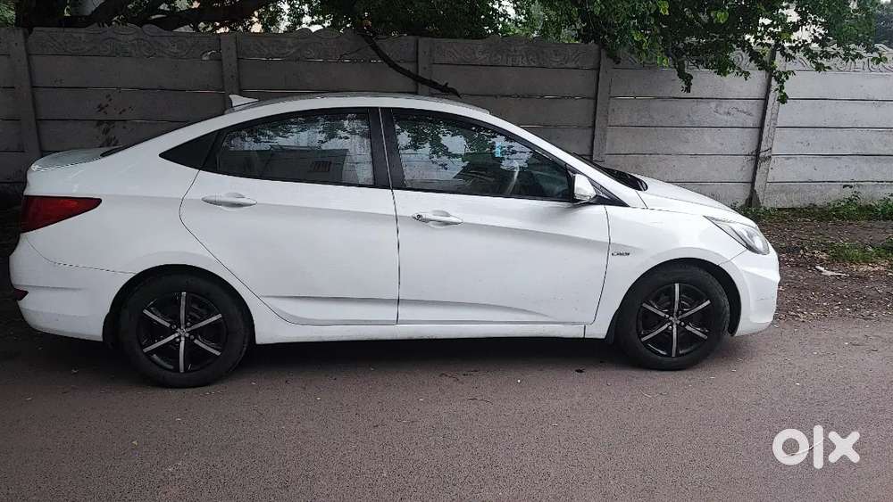 Hyundai Verna 1.6 Diesel 2013 Sx (o) Crdi