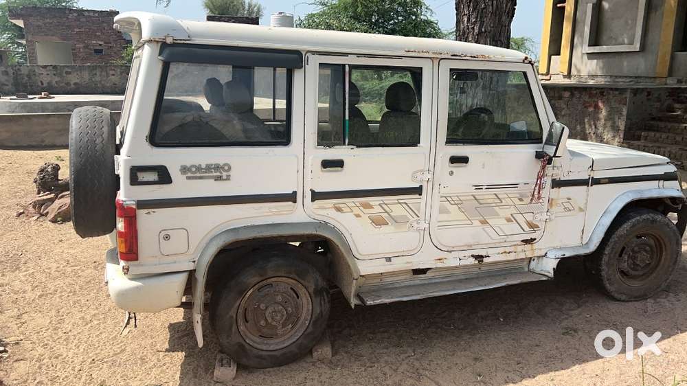 Mahindra Bolero Slx 2013