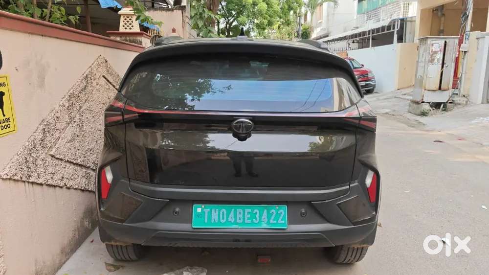 Tata Nexon Ev - Empowered+ Red Dark