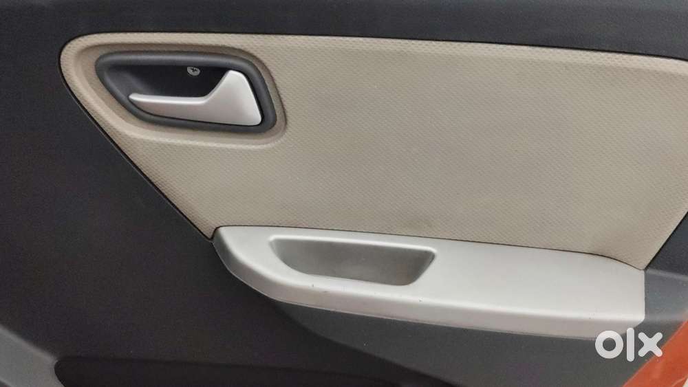 Maruti Suzuki Alto K10 Vxi Amt, 2015, Petrol