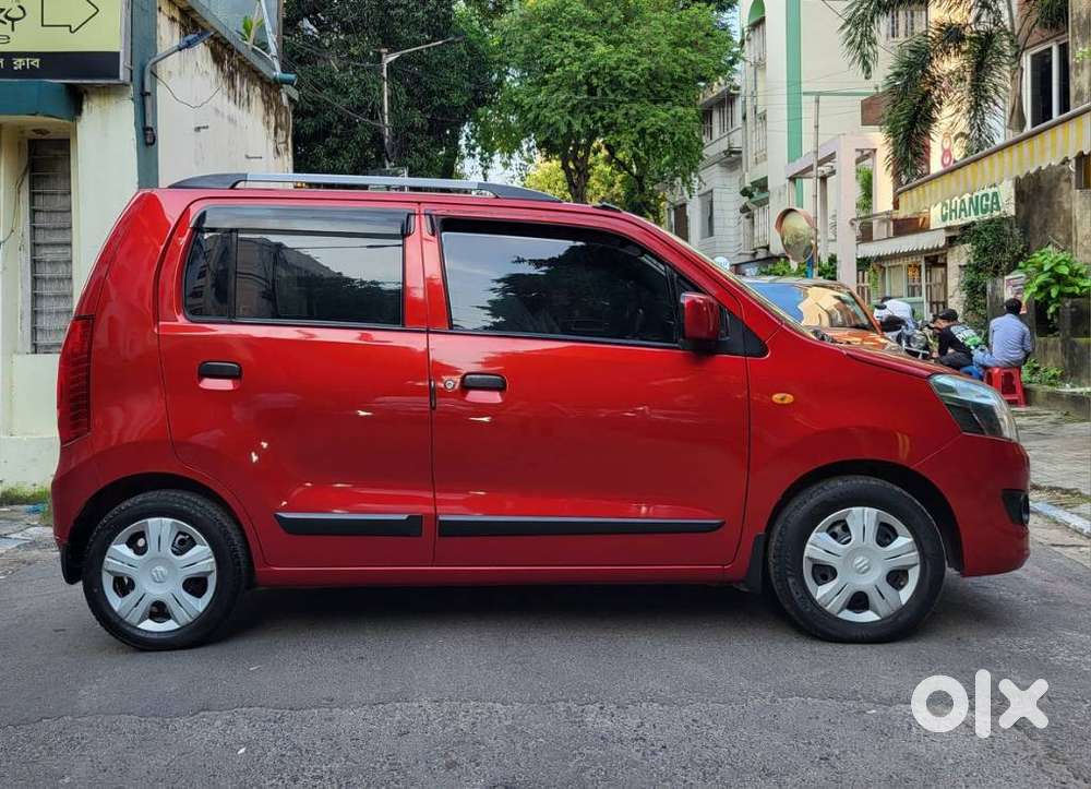 Maruti Suzuki Wagon R Vxi Plus, 2018, Petrol
