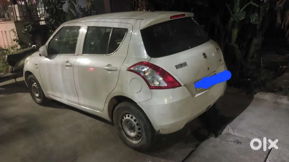 Maruti Suzuki Swift Petrol 2015