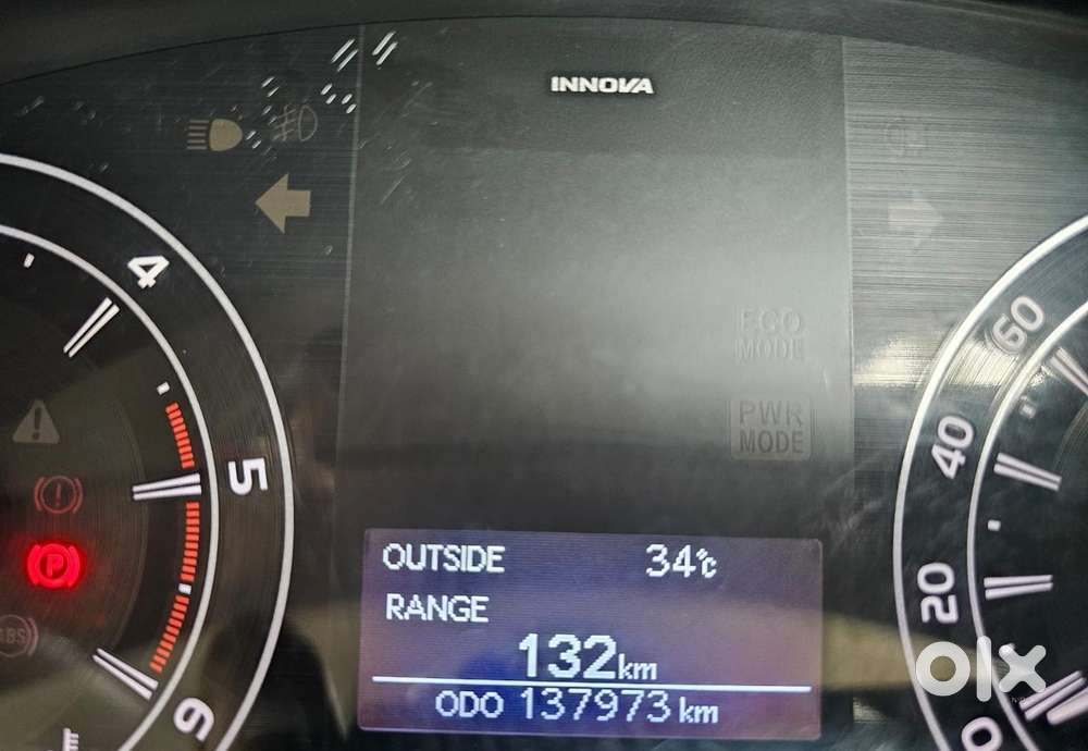 Toyota Innova Crysta 2.4 Gx Mt, 2017, Diesel