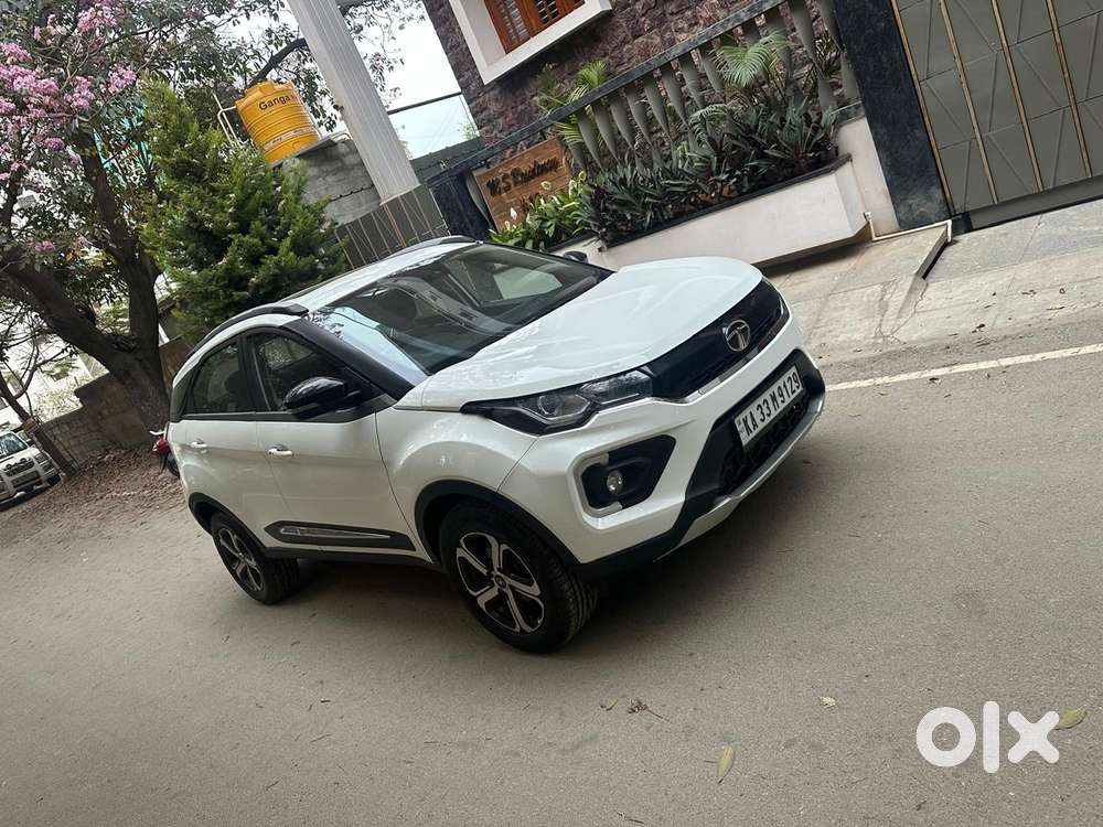 Tata Nexon 1.2 Revotron Xza Plus (o) Amt, 2021, Petrol