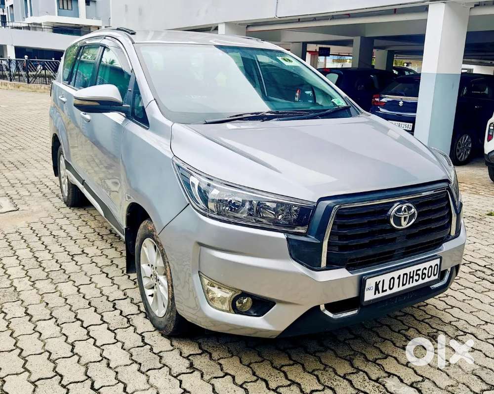 Toyota Innova Crysta Gx Automatic 2016