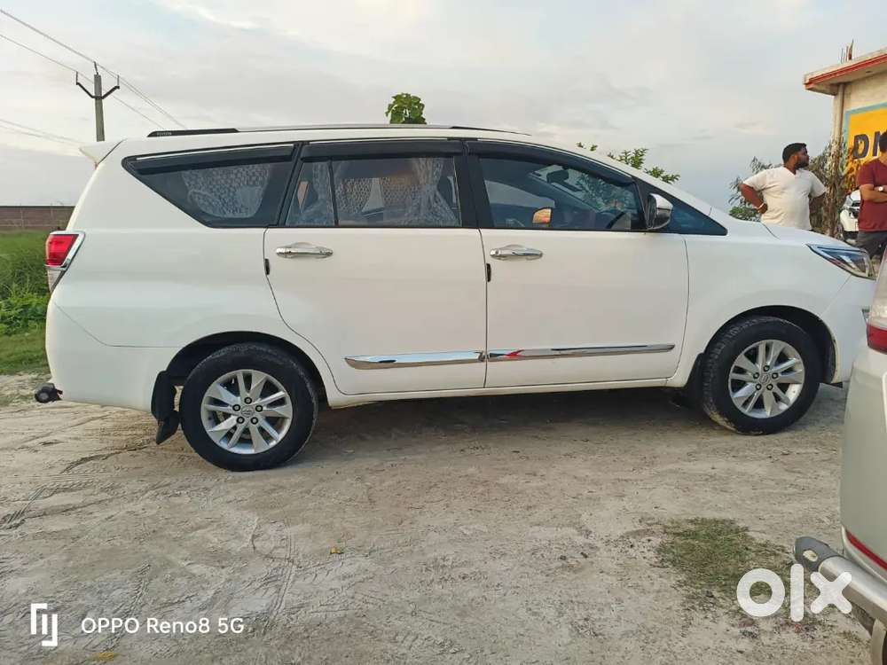 Toyota Innova Crysta 2.4 2021