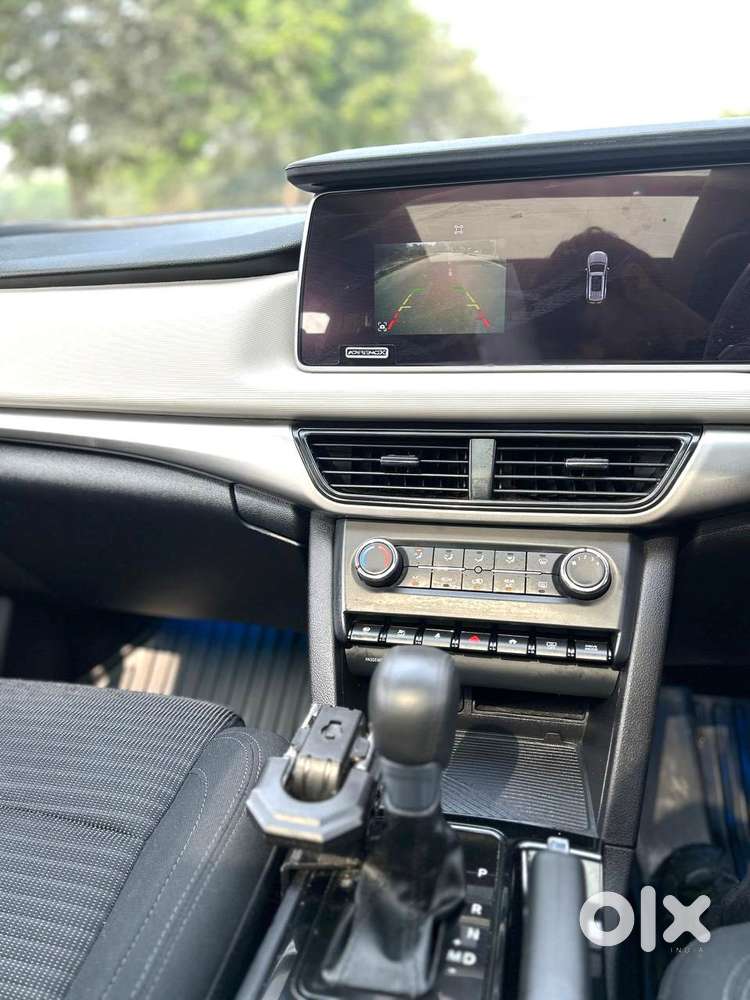 Mahindra Xuv700 2.2 Ax 5 Diesel At 7 Str, 2023, Diesel