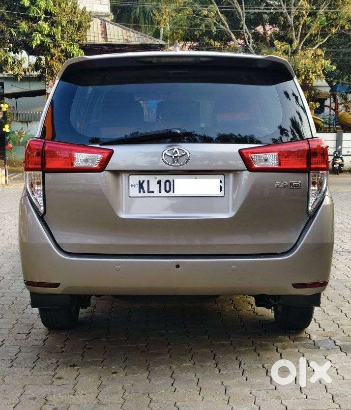 Toyota Innova Crysta 2.8 Gx At, 2016, Diesel