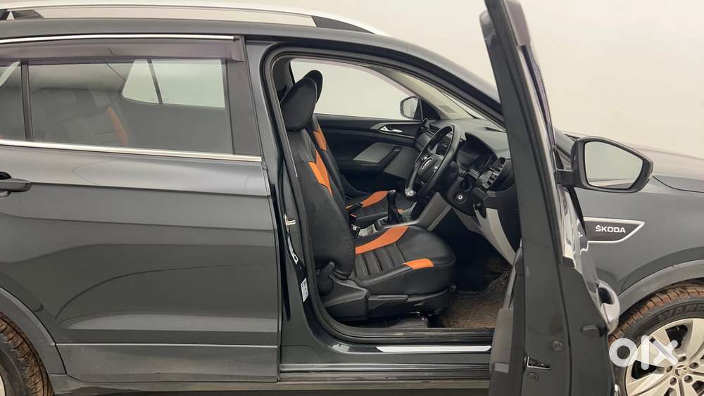 Skoda Kushaq Ambition 1.0l Tsi Mt, 2023, Petrol
