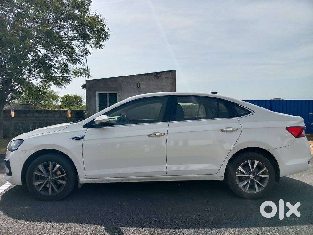 Skoda Slavia Style 1.0l Tsi Mt, 2022, Petrol