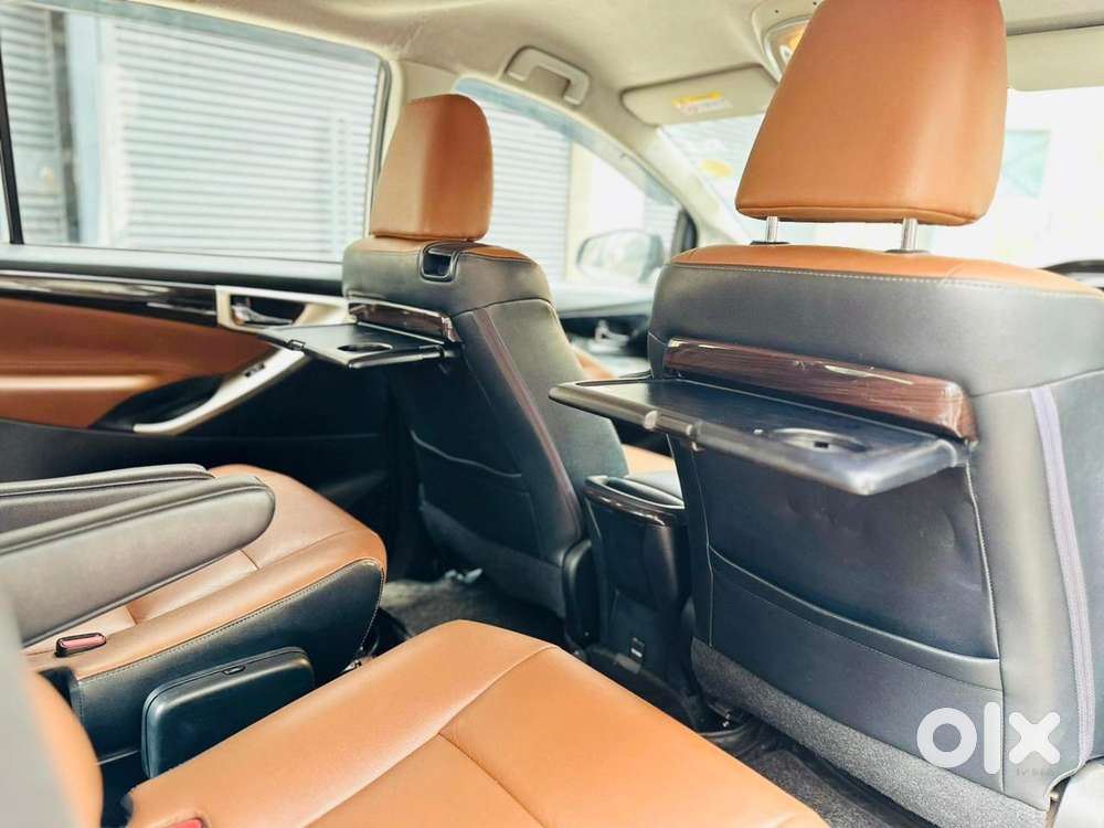 Toyota Innova Crysta [2020-ongoing] 2.7 Zx At 7 Str, 2019, Petrol