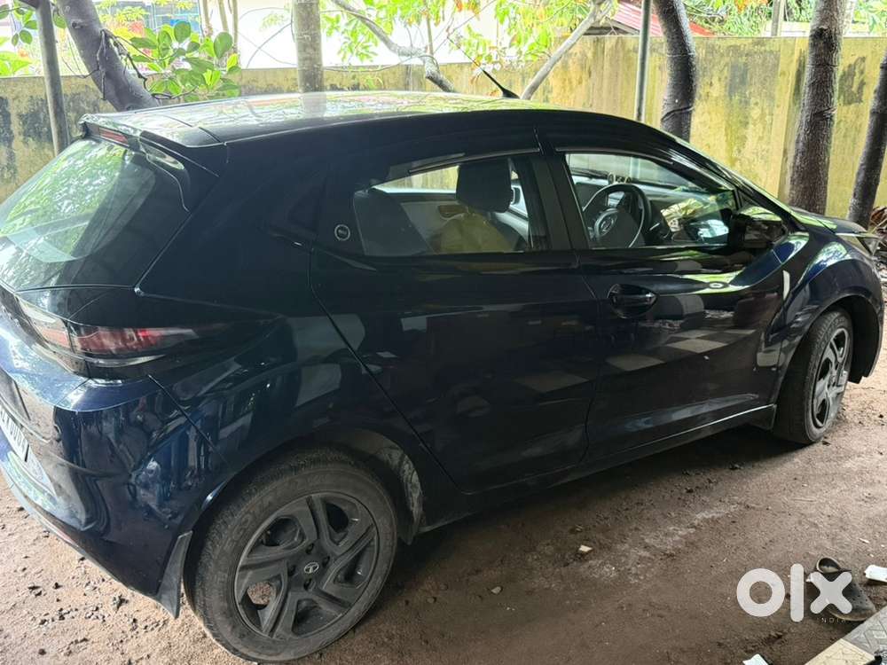 Tata Altoz Petrol 2023