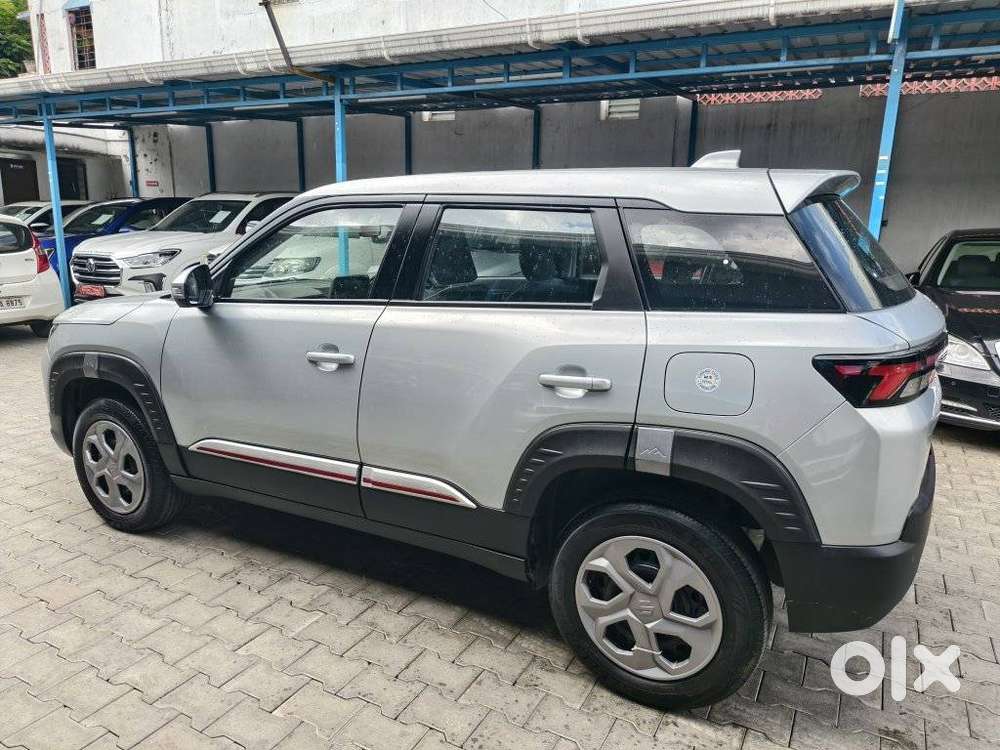 Maruti Suzuki Brezza 1.5 Vxi Smart Hybrid, 2024, Petrol
