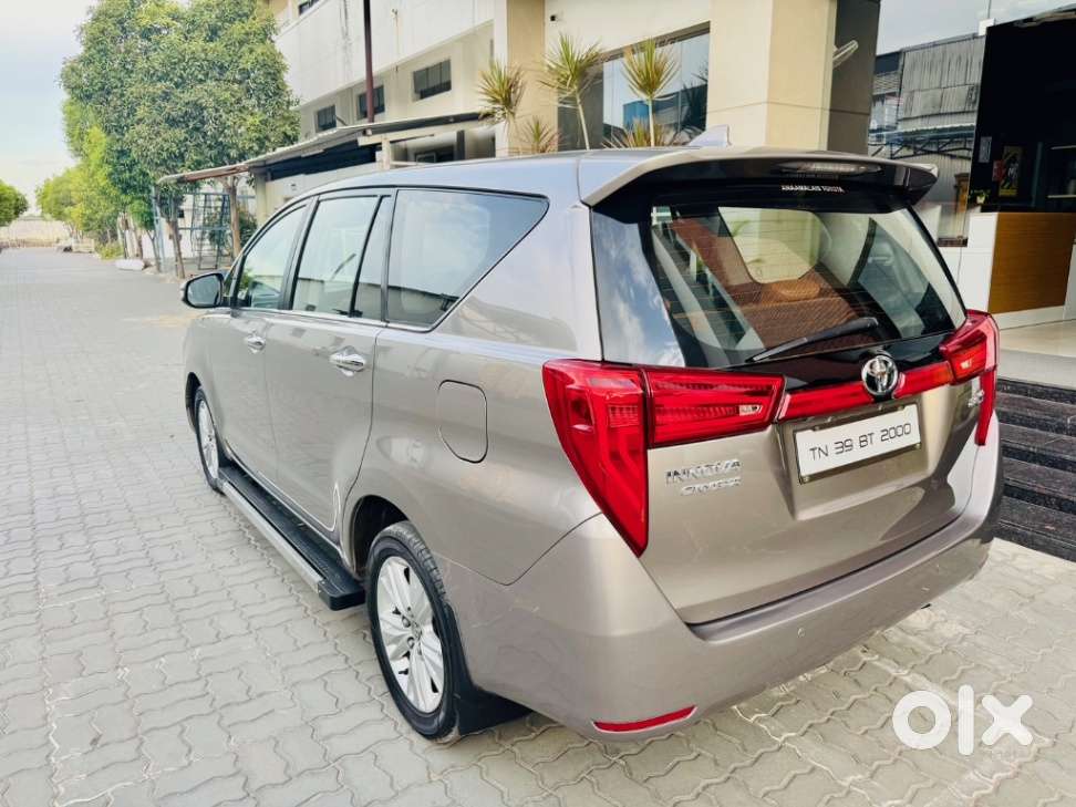Toyota Innova Crysta 2.8z Automatic, 2016, Diesel
