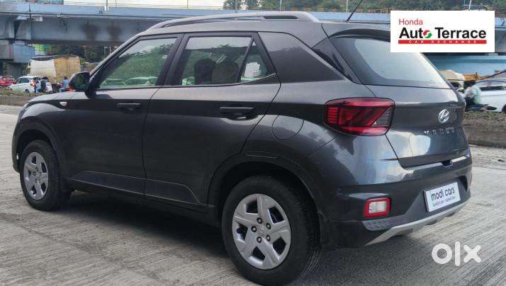 Hyundai Venue 1.2 S Plus, 2020, Petrol