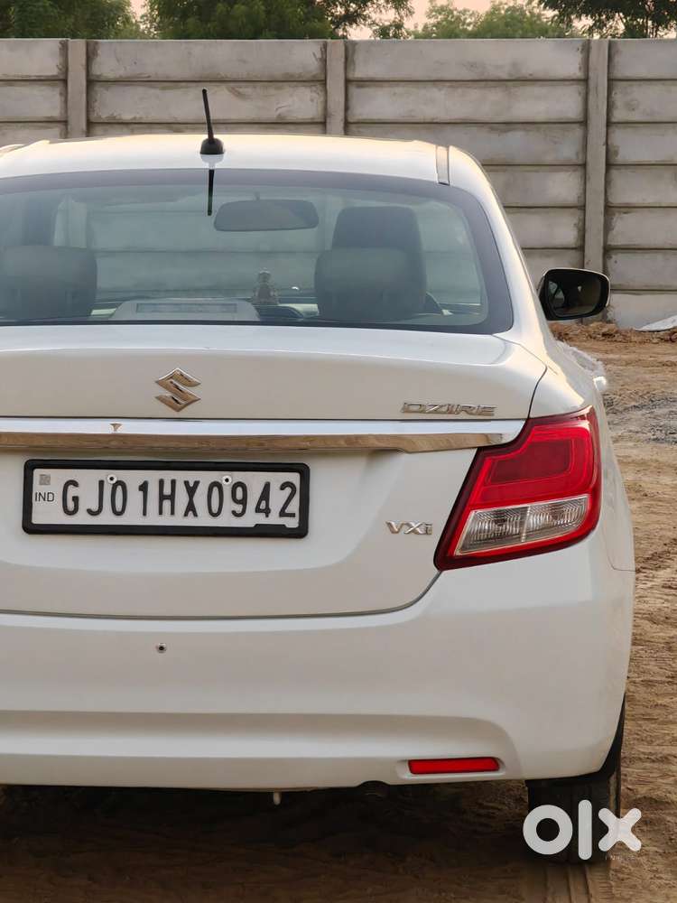 Maruti Suzuki Swift Dzire 1.2 Vxi Bsiv, 2018, Petrol