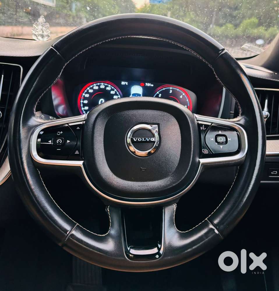 Volvo Xc60 D5 Awd Automatic, 2021, Diesel