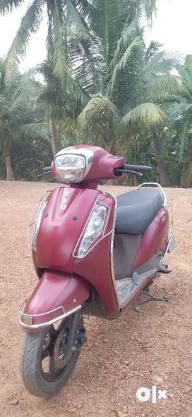 Old scooty best sale price olx