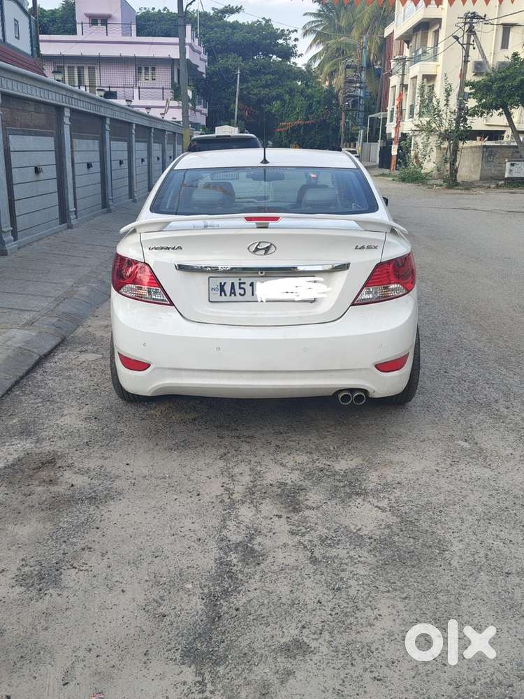 Hyundai Verna Petrol 2013