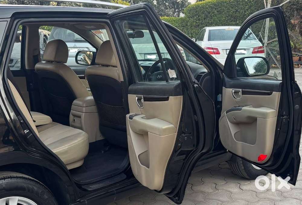 Hyundai Santa Fe 4wd At 2013, 86000 Kms Chandigarh Registration.