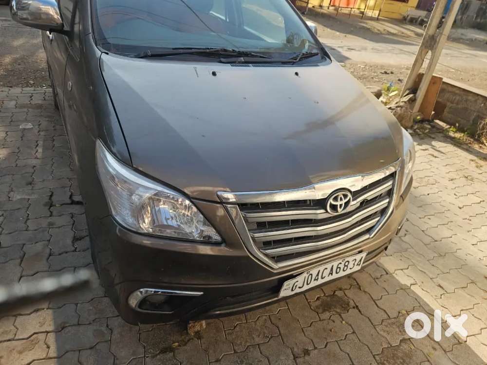 Inova 2.5 G (8 Sitter)