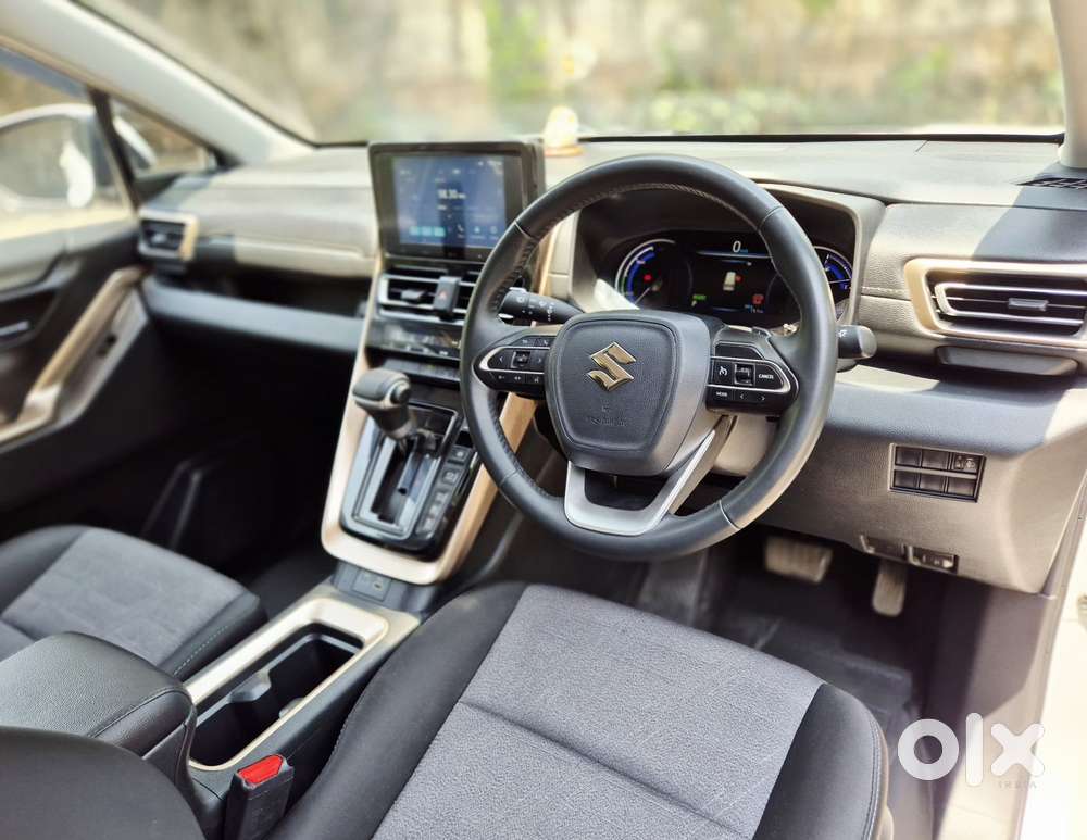 Maruti Suzuki Invicto Zeta Plus 7str, 2024, Petrol